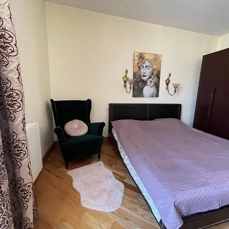 Exclusive In The Heart Of *