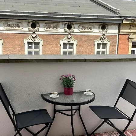 Апартаменты Exclusive In The Heart Of