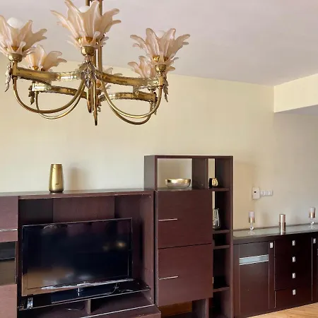 Exclusive In The Heart Of Apartment